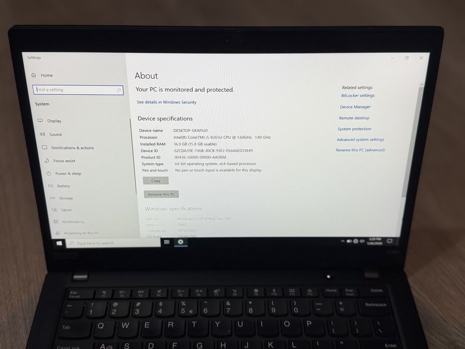 Laptop Lenovo ThinkPad X390 – i5, 16GB RAM, SSD, Windows 10