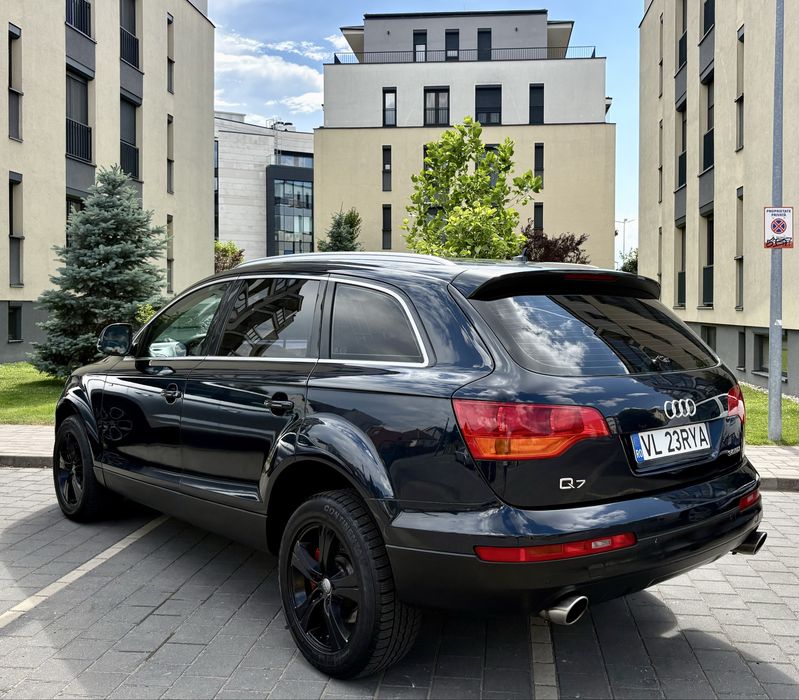 Audi Q7 3.0 D 245 CP Automat