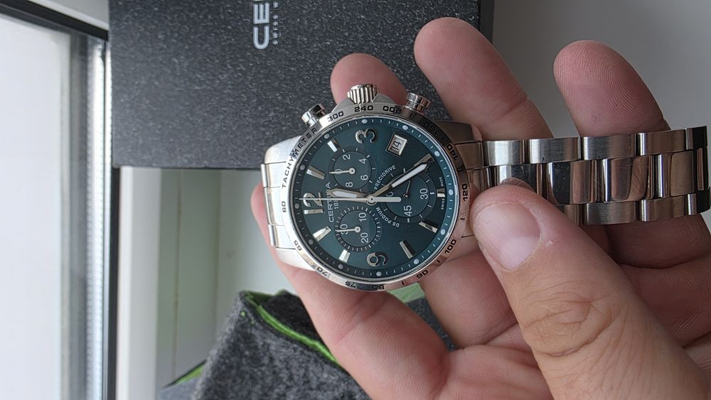 Кварцевые оригинальные часы certina