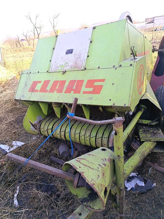 Vand presa de balotat