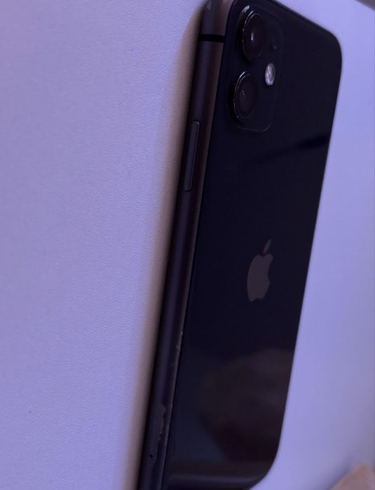 IPhone 11 / 128 GB