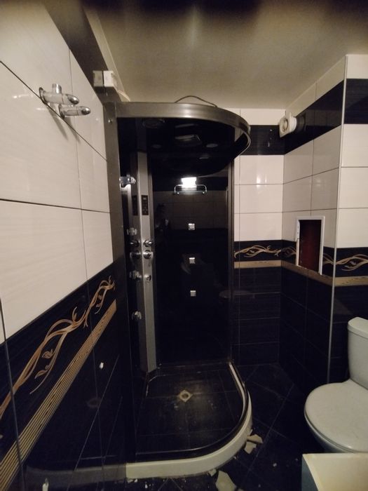 Хидро масажна душ кабина