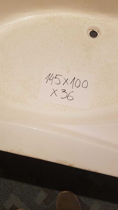 Cada pe colt 150X100 acril