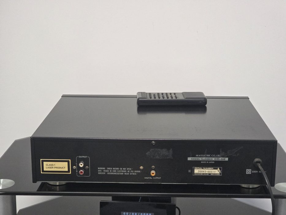 Cd-player Akai CD-52 cu telecomanda +manual