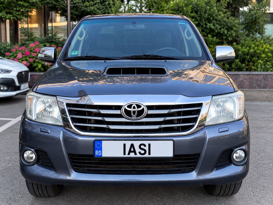 Toyota Hilux 2013