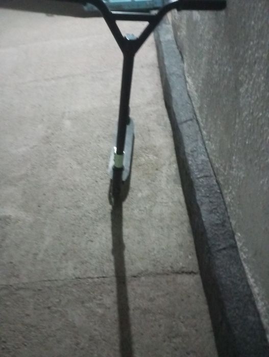 Продам трюковой самокат