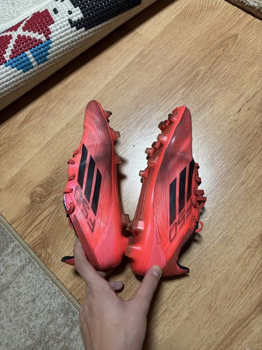 Бутонки F50 red pro