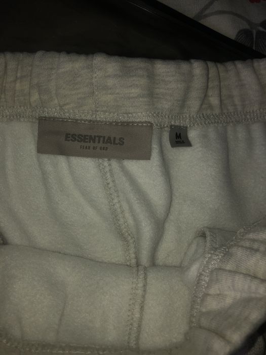 Essentials Marimea M