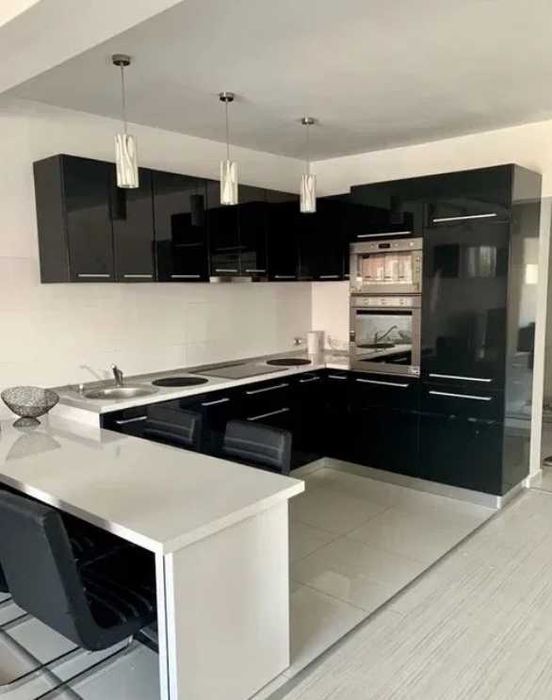 Дава се под наем Тристаен апартамент в Пловдив, Каменица 1 - 76 кв.м за 209.1 € - Снимка #2