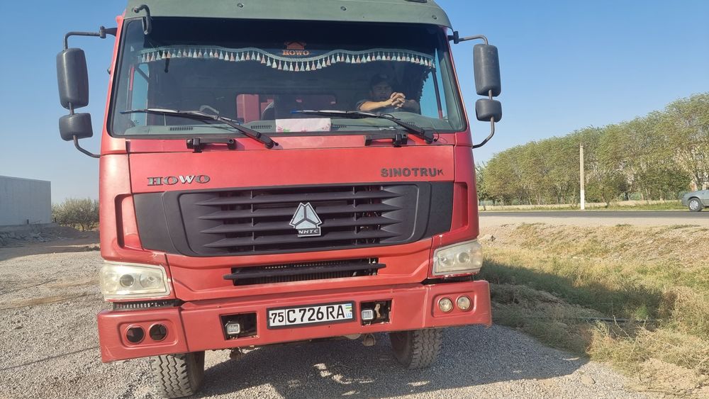 Самосвал XOWO track