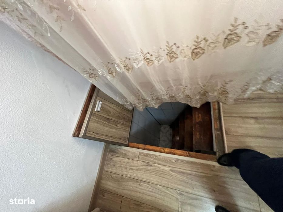 OFERTA DE INCHIRIAT ! Garsoniera zona Viaduct parter pret 1000 lei