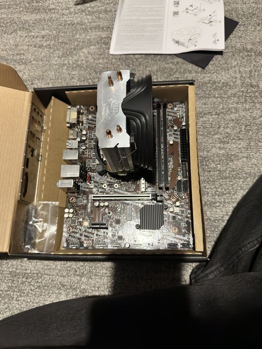 Placa de baza msi , Procesor i510400f si cooler deepcool