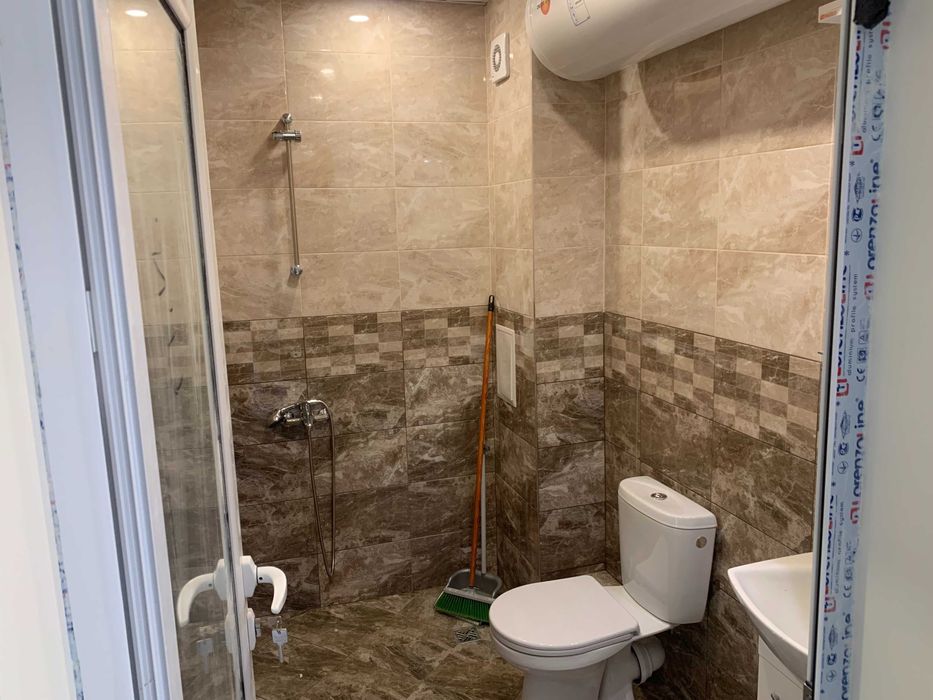 Продава се Тристаен апартамент в София, Толстой - 85 кв.м за 1059 €/кв.м - Снимка #3