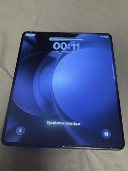 Телефон Samsung Galaxy fold5