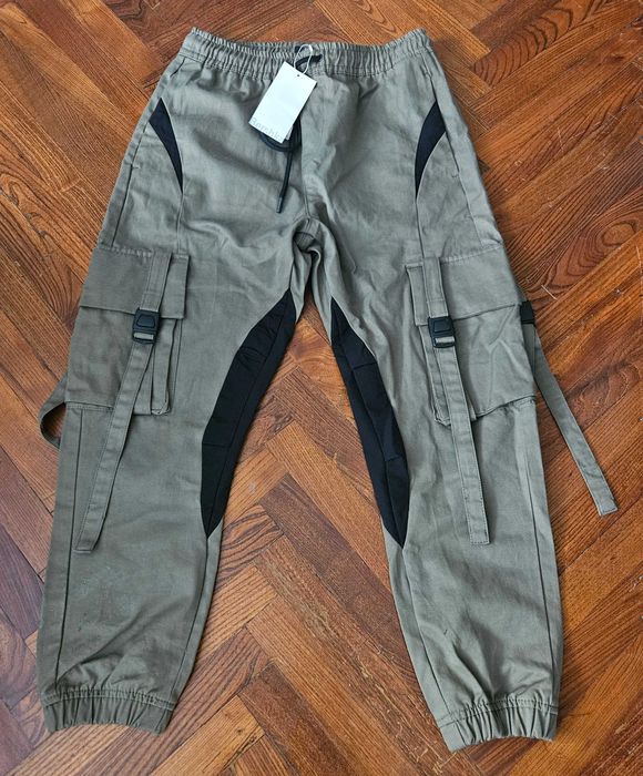 Карго панталон Bershka