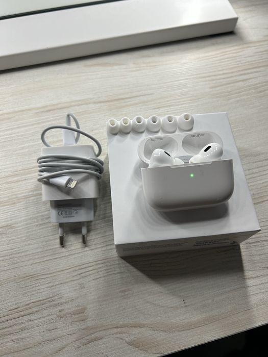 Продавам слушалки AirPods Pro2