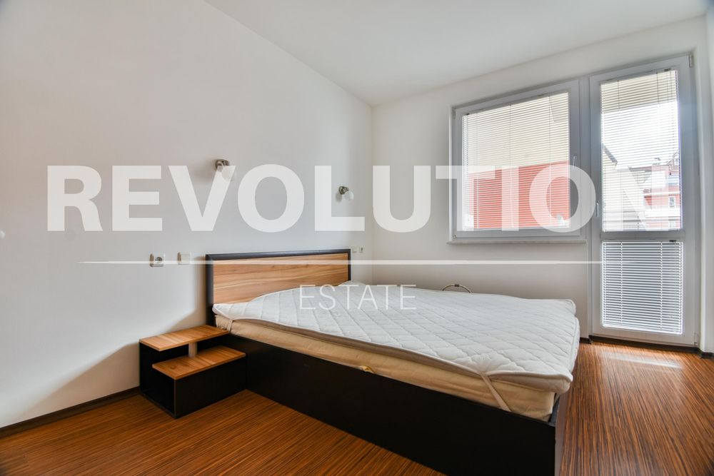 Двустаен апартамент в ж.к. Младост 4.