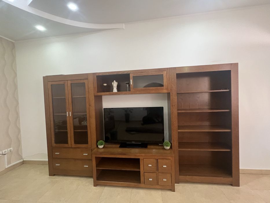 Vând mobila living in stare foarte buna- pret negociabil