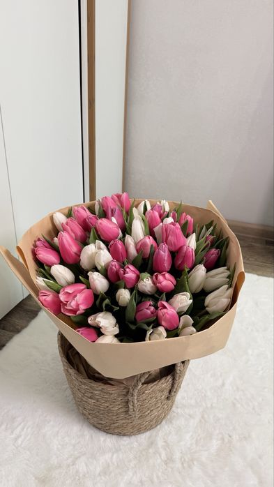 Цветы тюльпаны свежие