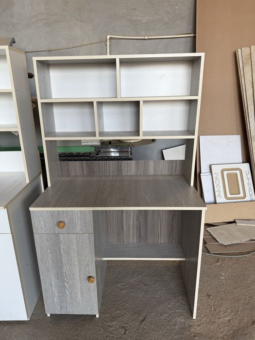 Darslik uchun parta , maktab uquvchilari uchun