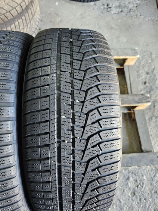 2 anvelope iarna 205 55 17 Hankook 2019