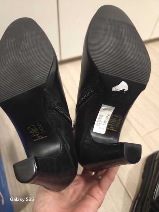 Обувки естествена кожа 35 , 36, 37 рр