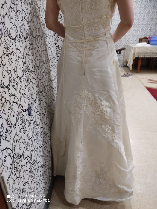 Свадебные платья