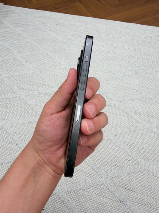 Iphone 15 pro 256гб