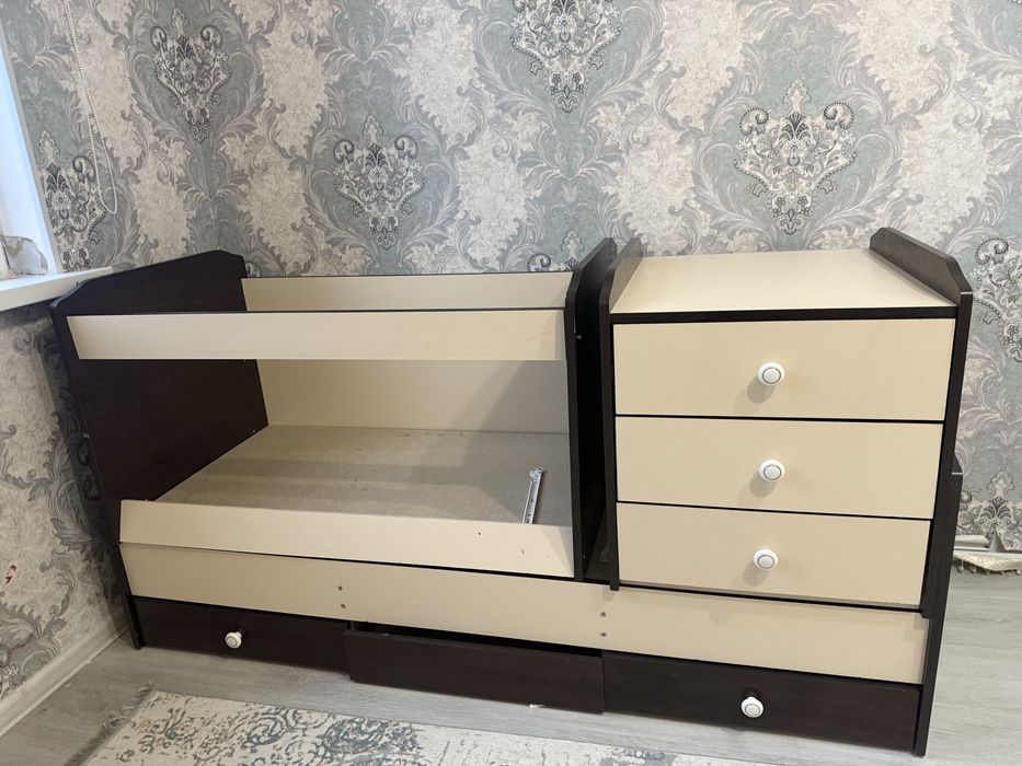 Төсек бесік шкаф