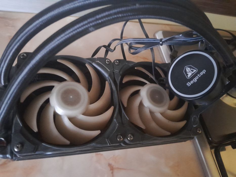 Cooler pe lichid segotep