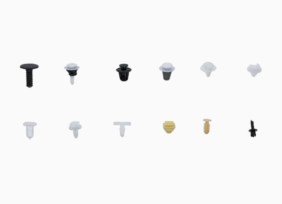 Крепежни елементи и щипки за PEUGEOT/CITROEN кутия - 345 броя.