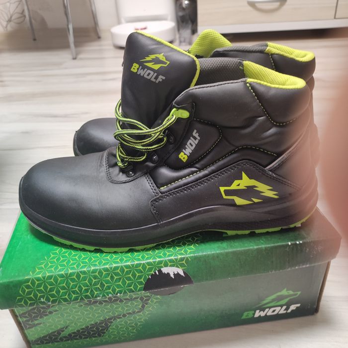 Боти зимни работни wolf