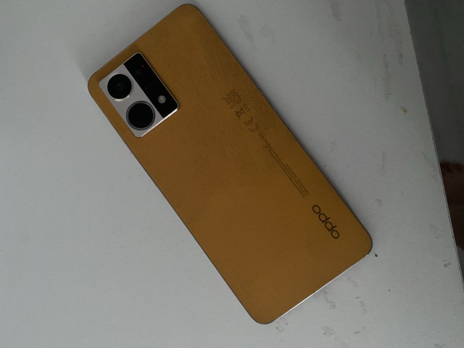 Продам телефон Oppo reno 7
