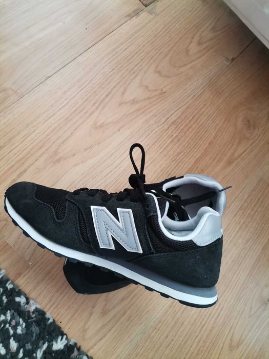 New balance 373 маратонки