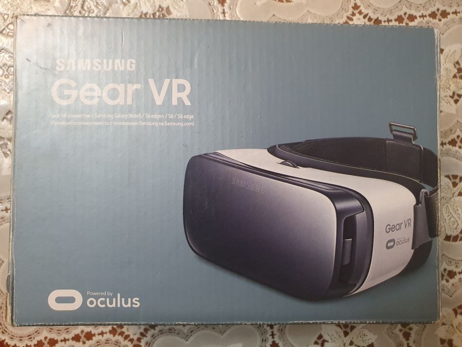Виртуальные очки Samsung   GEAR VR