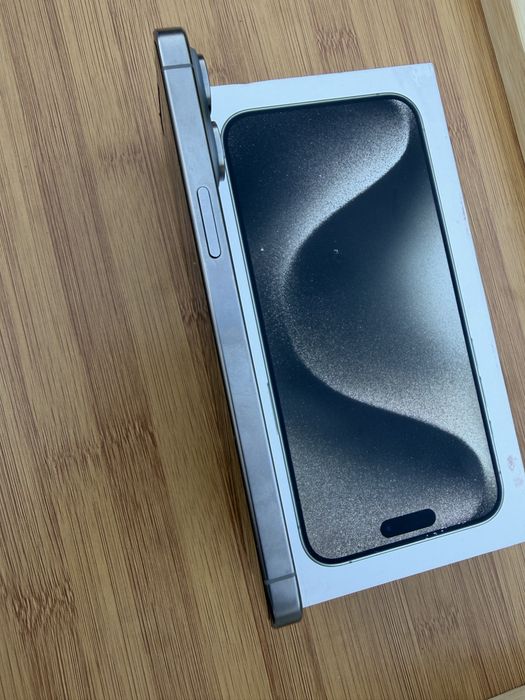 Vand/schimb Iphone 15 Pro Max