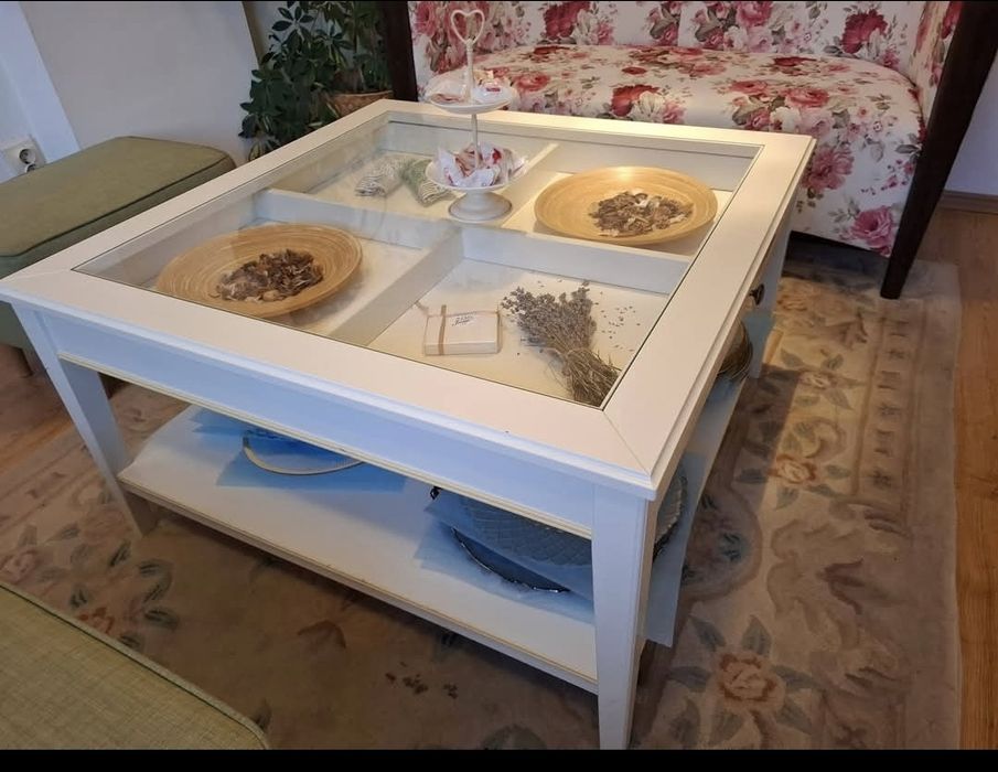 Холна маса Икеа Liatorp