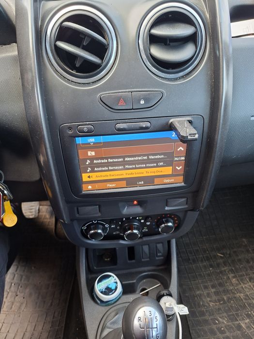 Vand sau schimb duster 4x2 2014 toate actele valabile
