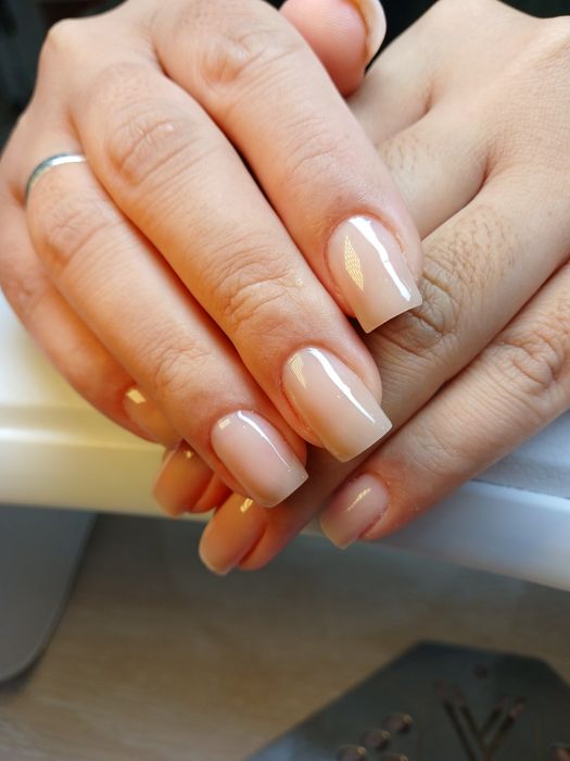 Маникюр,  укрепление , наращивание