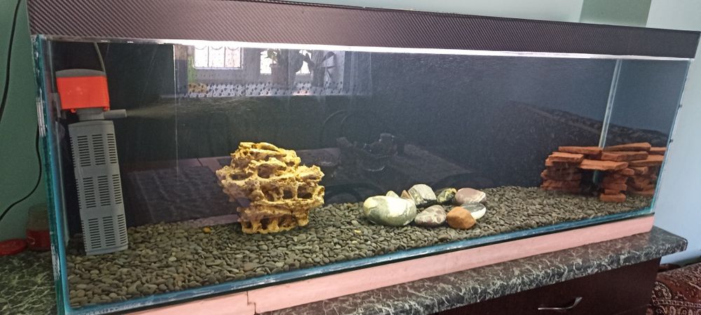 Продам аквариум б.у