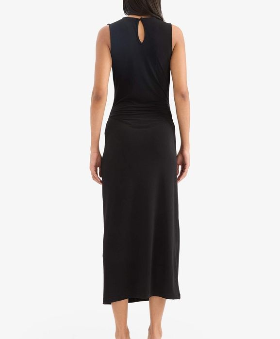 Продам платье черное