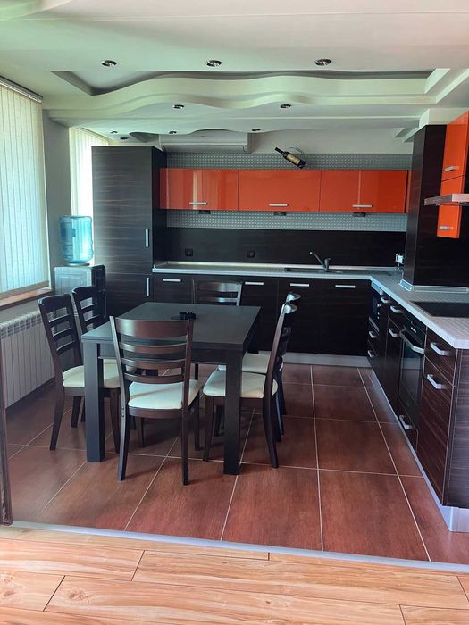 Продава се Двустаен апартамент в Варна, Базар Левски - 63 кв.м за 3937 €/кв.м - Снимка #1