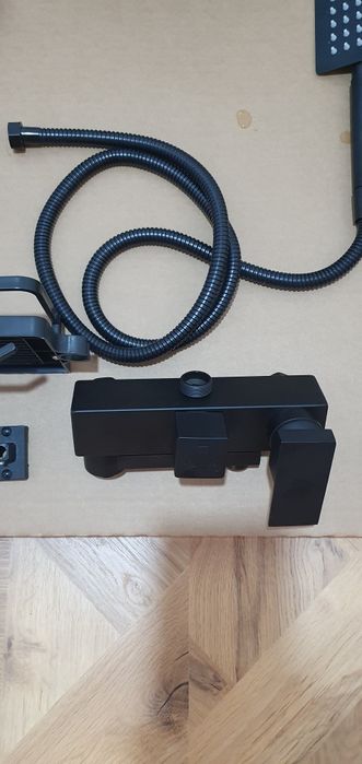 Coloana dus cu 3 functii curgere apa, negru mat