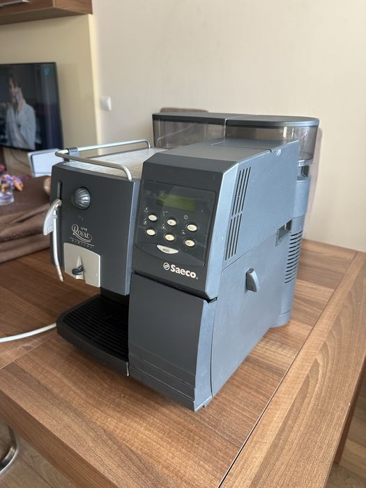 Кафемашина саеко роял