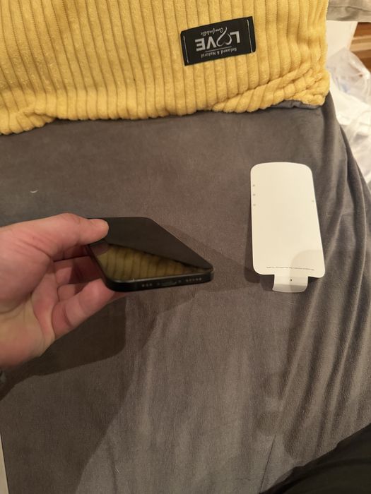 Продам iphone 15, на 128гб, акб 84,