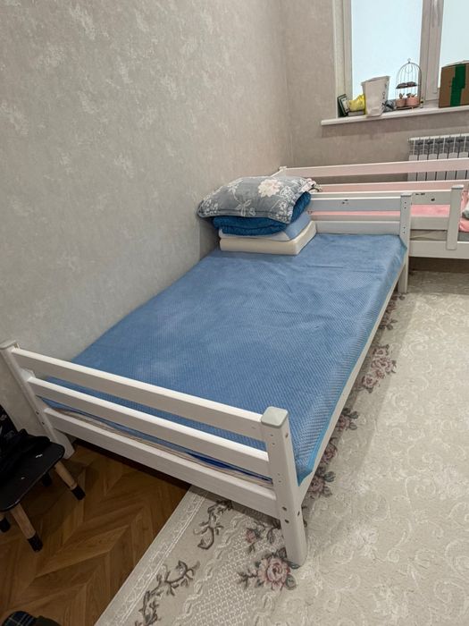 Кровать  детская 2 штуки