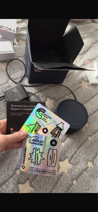 Алиса колонка(умная колонка)