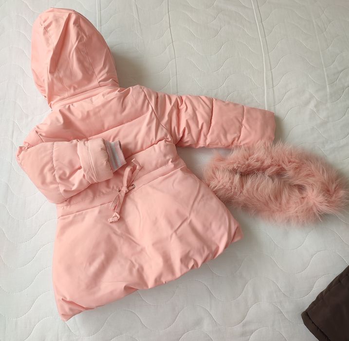 Продам зимний комплект на девочку