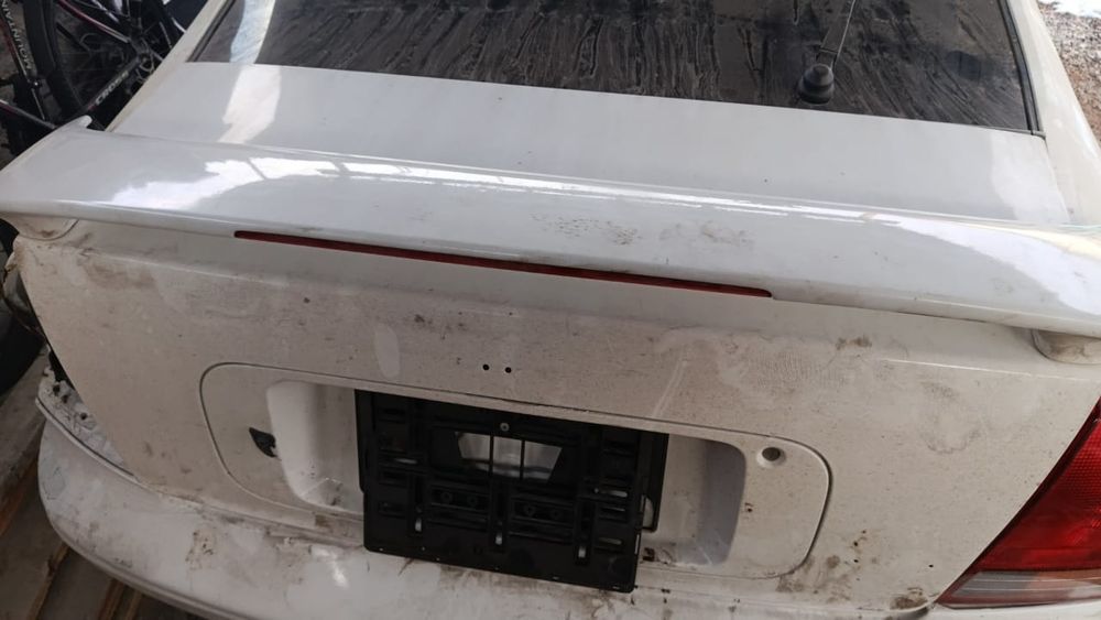 Продам багажник на Хонду прелюд