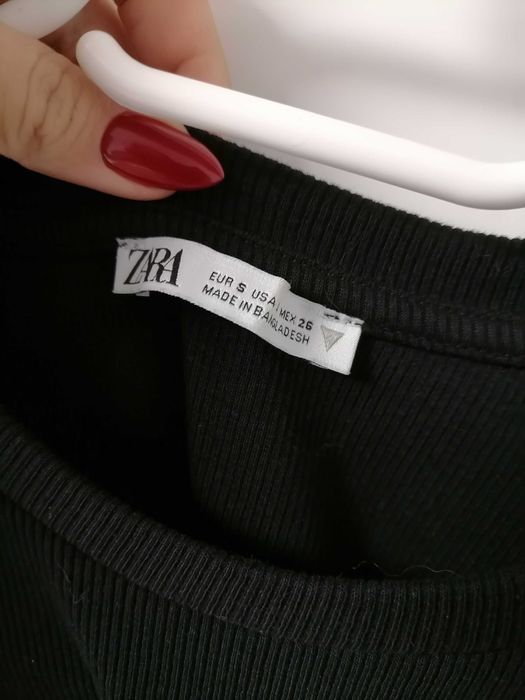 Черна рокля zara